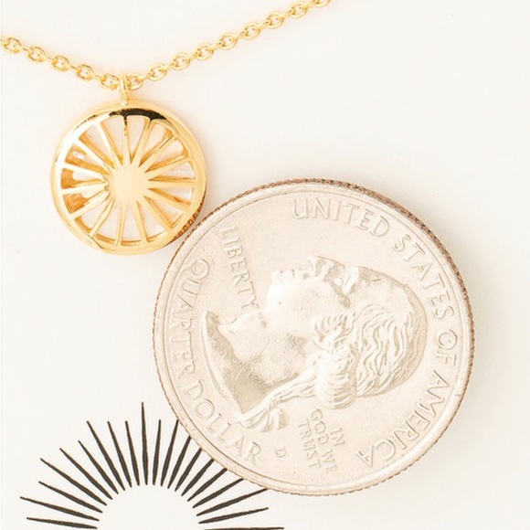 18K Gold Sun Circle Pendant Necklace w/ Card - Picture 2 of 2